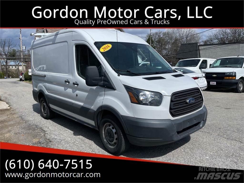 Ford Transit Панельні фургони
