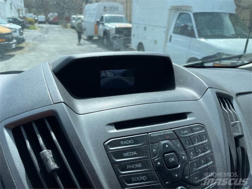 Ford Transit Панельні фургони