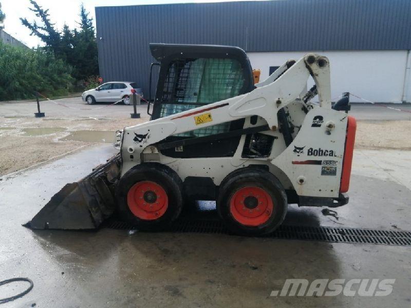 Bobcat S590 Фронтальні навантажувачі