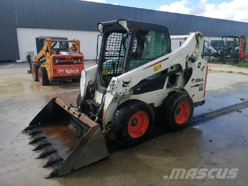 Bobcat S590 Фронтальні навантажувачі
