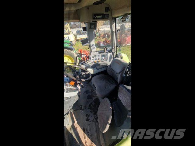 CLAAS AXION 840 Трактори