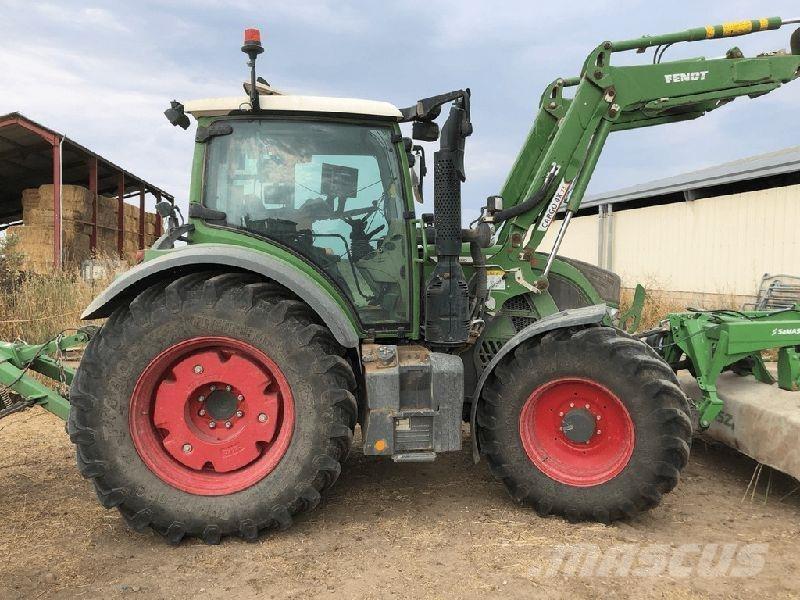 Fendt 516 VARIO Трактори