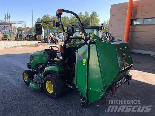 John Deere 1026R Комунальна техніка - Інші