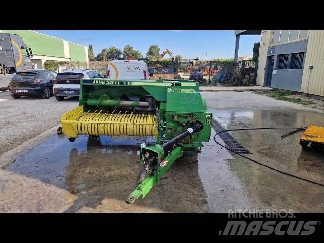 John Deere 359 Тюкові прес-підбирачі