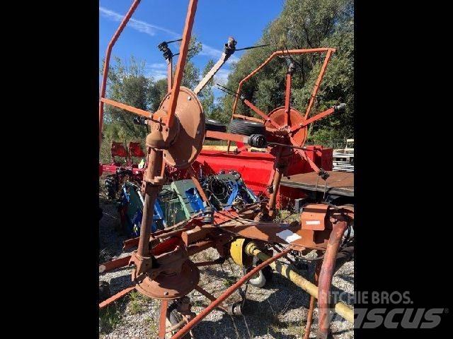Kuhn GF5001MH Граблі і сінозворушувачі