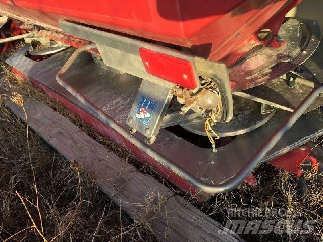 Kuhn GLB 1400 Розсіювач мінеральних добрив