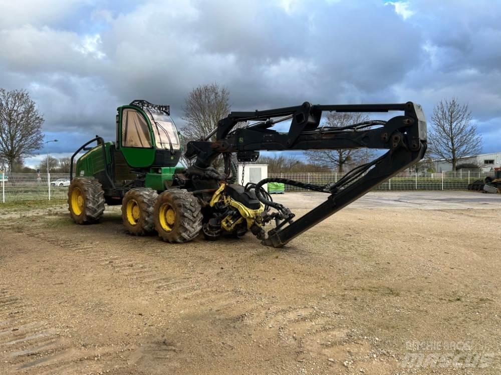 John Deere 1270E Валочно-пакетувальні машини