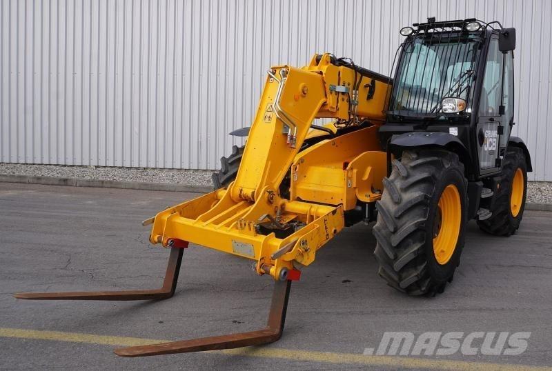 JCB 535-95 Телескопічні навантажувачі