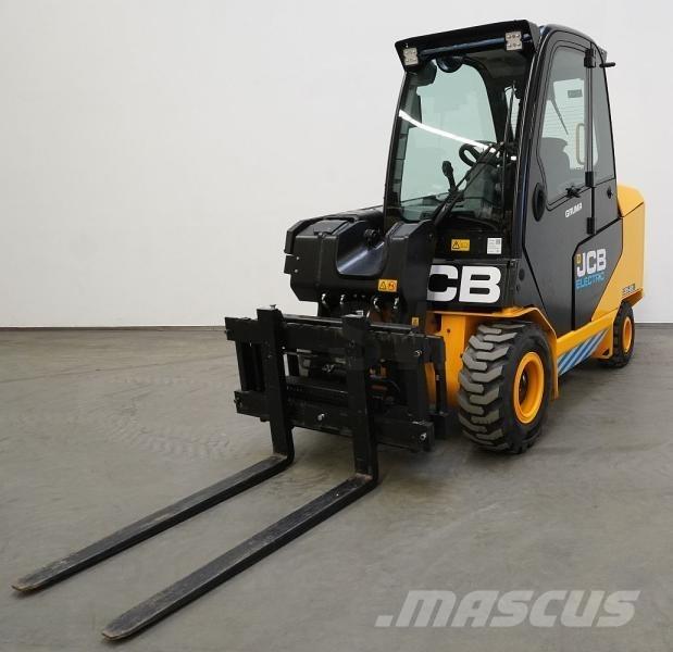 JCB TLT35-22E Телескопічні навантажувачі