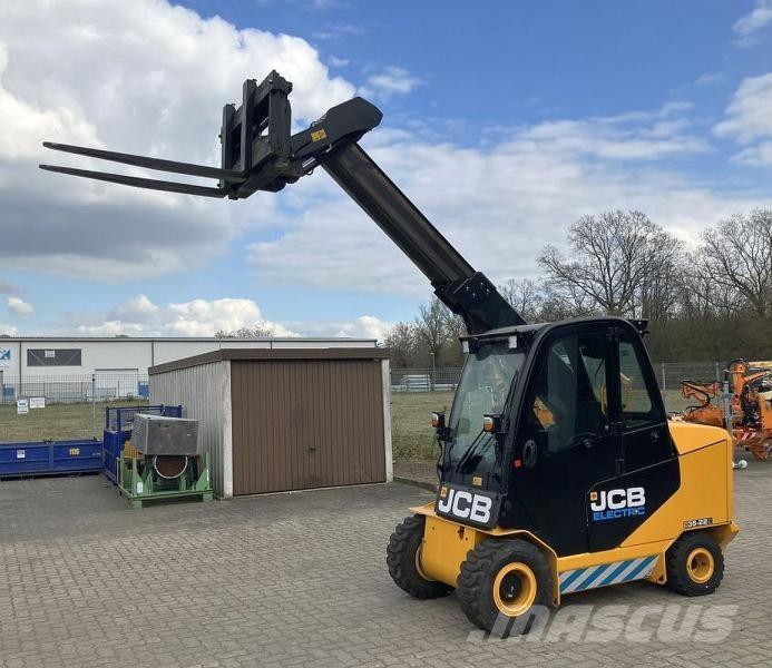 JCB TLT35-22E Телескопічні навантажувачі