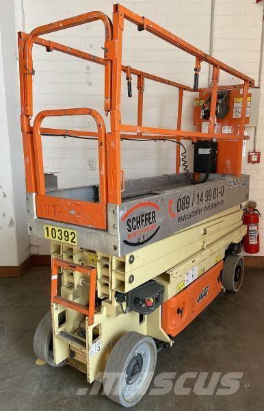 JLG 2030ES Колінчаті підйомники
