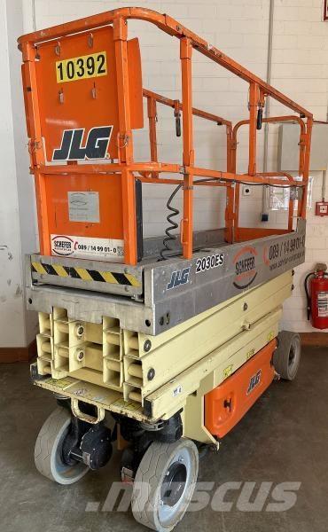 JLG 2030ES Колінчаті підйомники