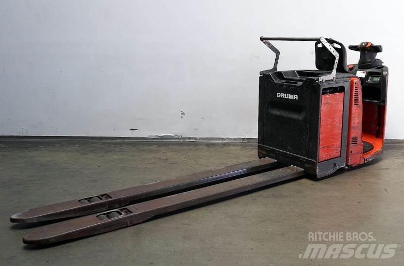 Linde N 20 132 Підбирачі замовлень з нижніх ярусів