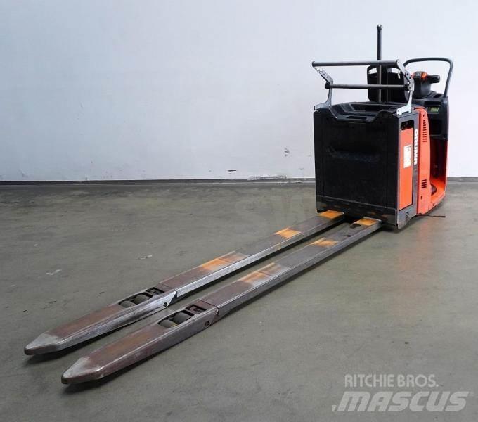 Linde N 20 132 Підбирачі замовлень з нижніх ярусів