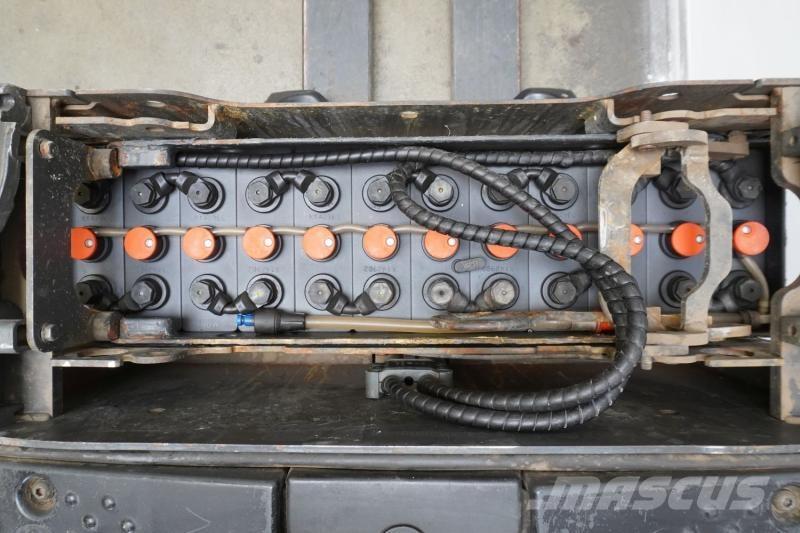 Linde N 20 132 Підбирачі замовлень з нижніх ярусів