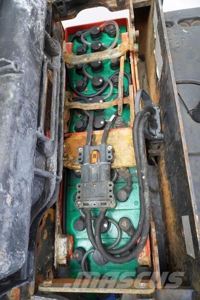 Linde N 20 132 Підбирачі замовлень з нижніх ярусів