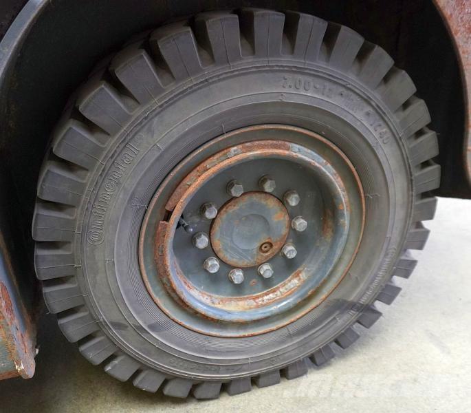 Linde W 20 127 Тягачі колісні