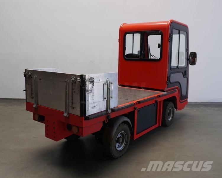 Pefra 610 Тягачі колісні