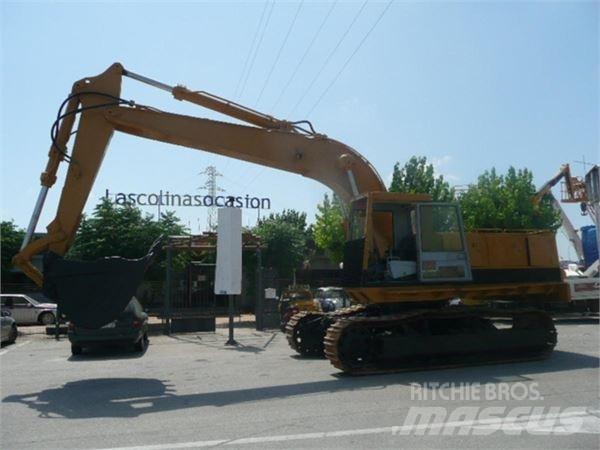 CAT 235 Гусеничні екскаватори