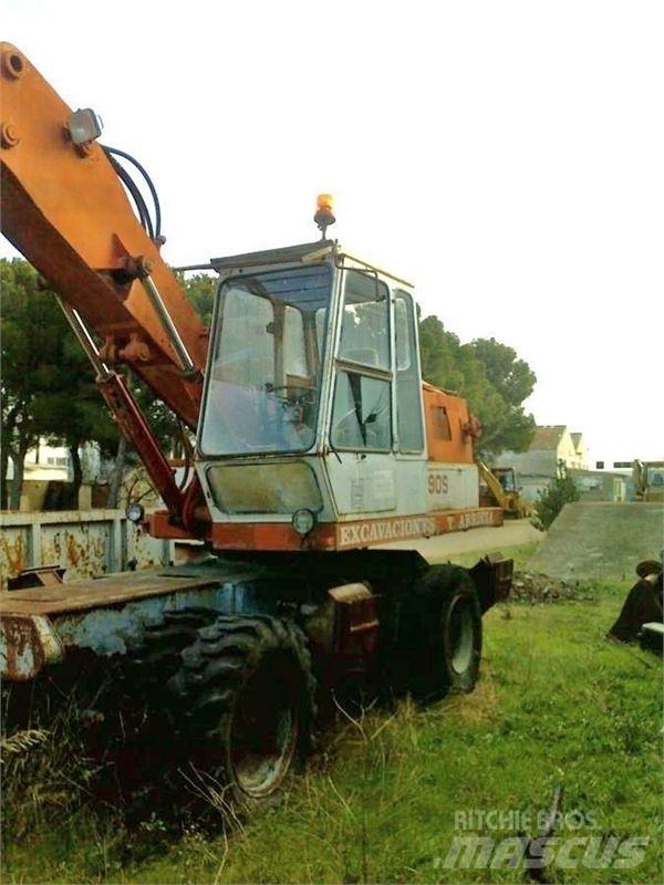  GURIA  90 Колісні екскаватори