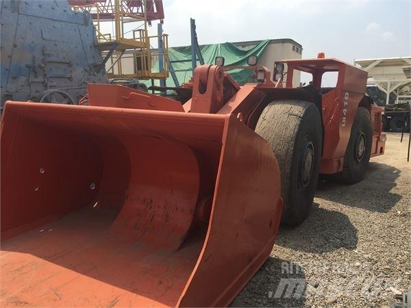 Sandvik LH410 Підземні навантажувачі