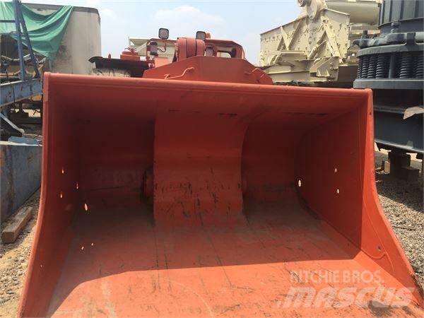 Sandvik LH410 Підземні навантажувачі