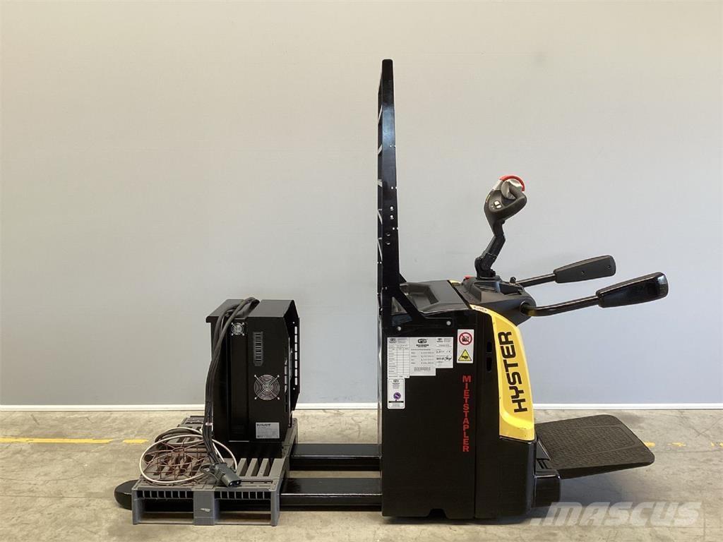 Hyster P2.0S Ручний візок