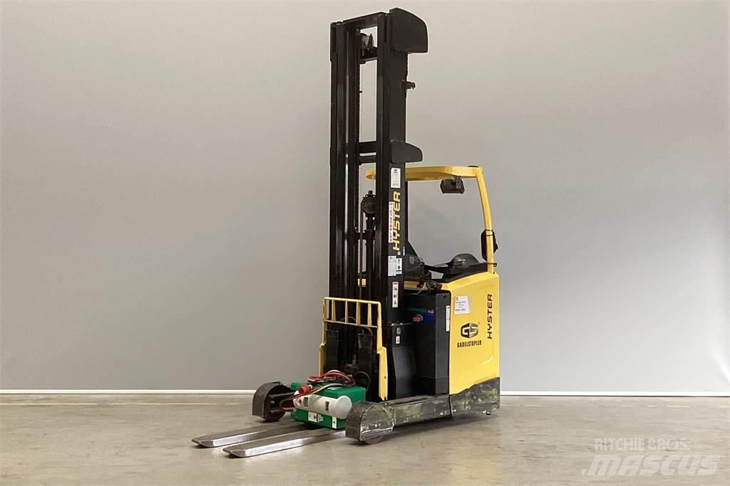 Hyster R1.6 Річ-трак із високим підйомом