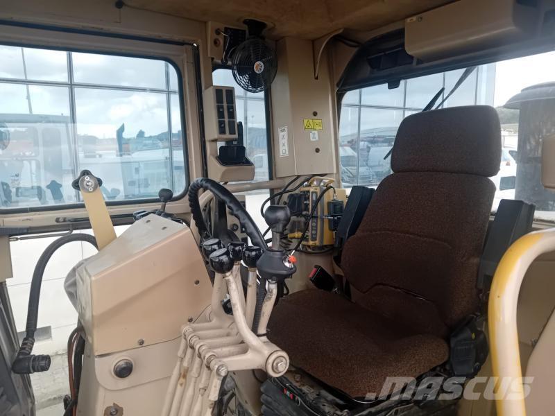 CAT 12H Грейдери