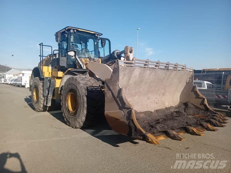CAT 972K Фронтальні навантажувачі