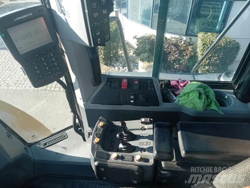 CAT 972K Фронтальні навантажувачі