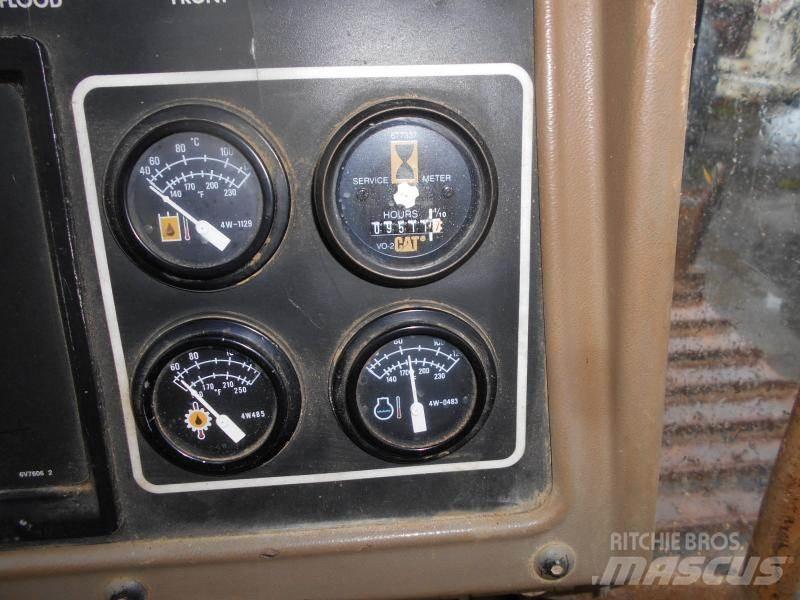 CAT D5HLG Гусеничні бульдозери