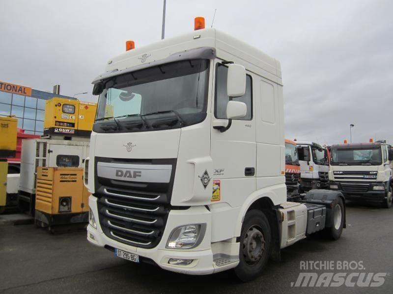 DAF XF105 460 Тягачі