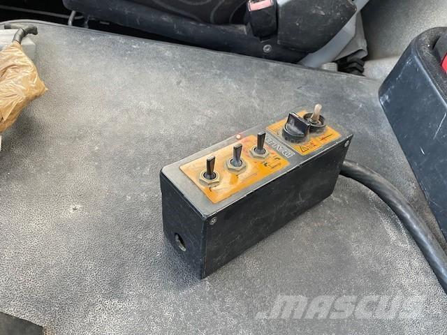 Iveco 330.36 Контейнеровози