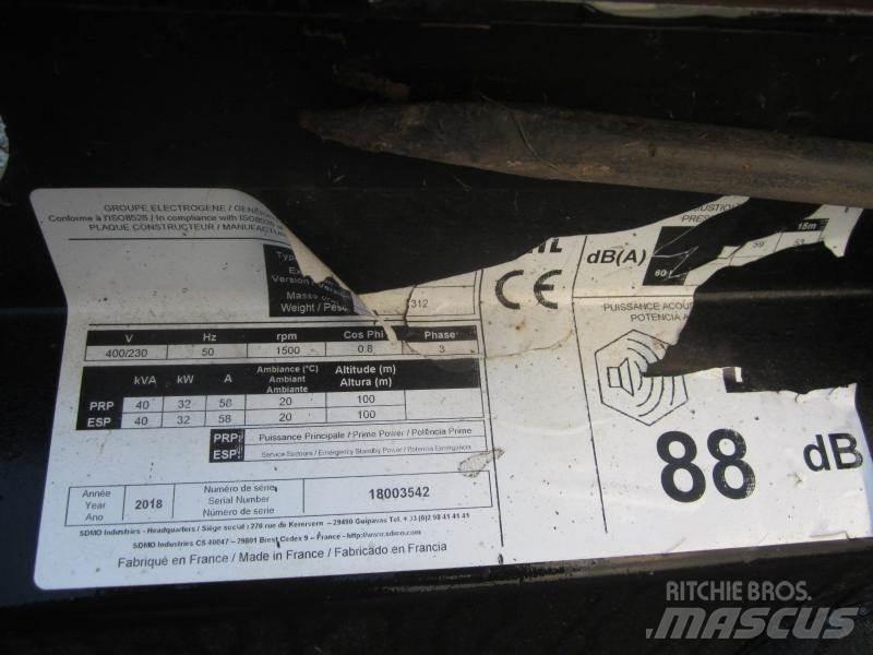 Sdmo R44 Дизельні генератори