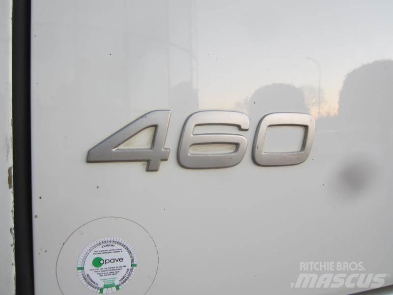 Volvo FH 460 Автотранспорт для перевезення тварин