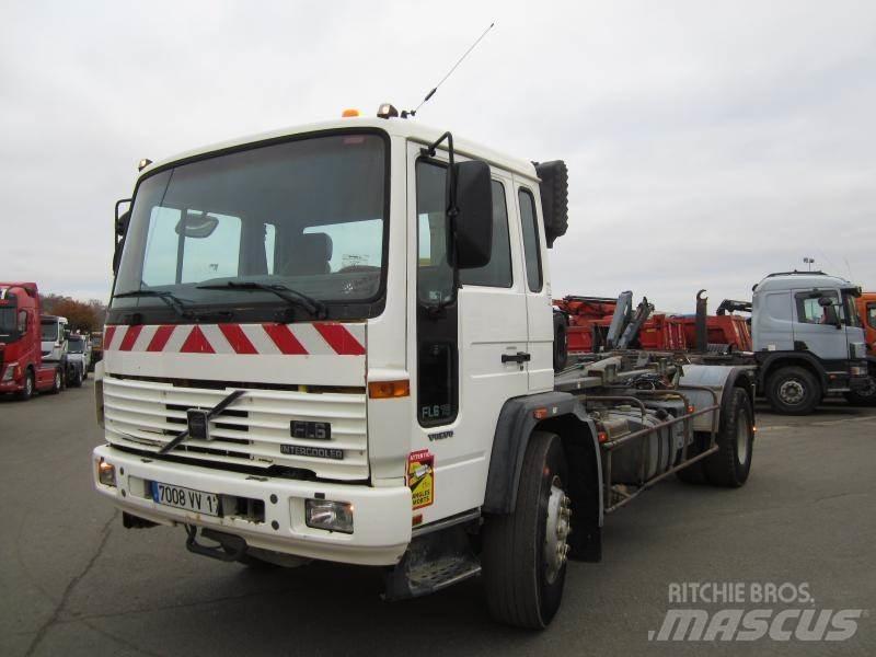 Volvo FL6 19 Контейнеровози