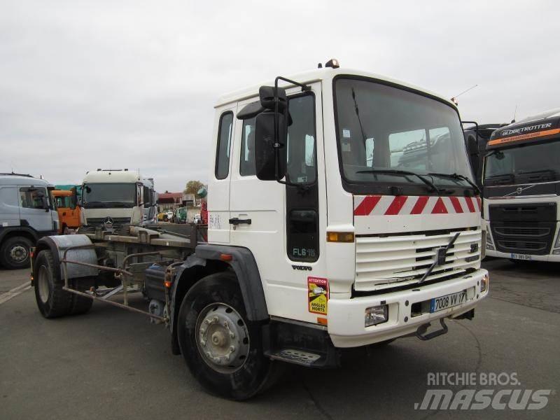 Volvo FL6 19 Контейнеровози