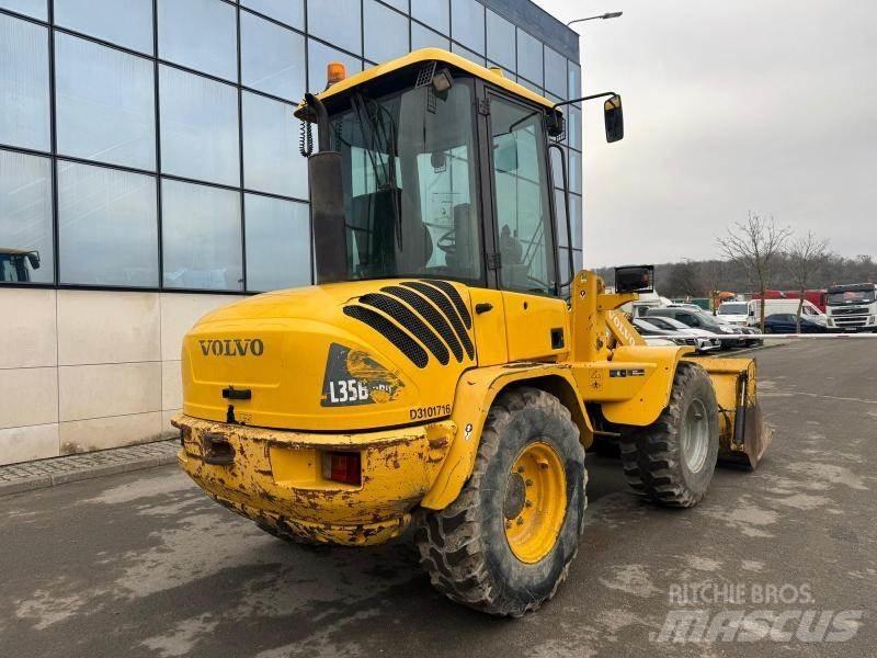 Volvo L 35 BZ Фронтальні навантажувачі