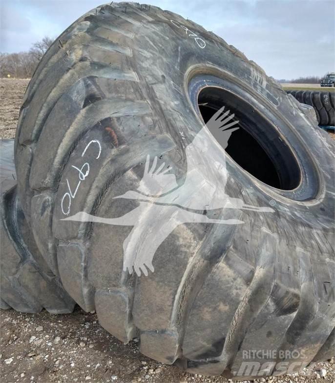 Titan 29.5x25 Шини
