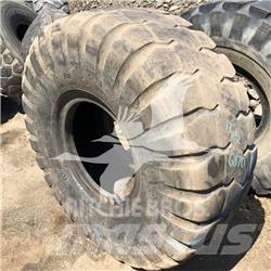 Toyo 23.5R25 Шини