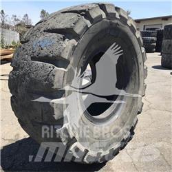 Toyo 35/65x33 Шини