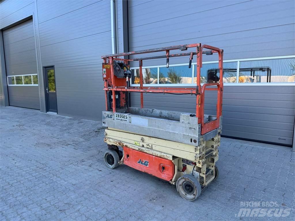 JLG 1930es Інші підйомники і платформи