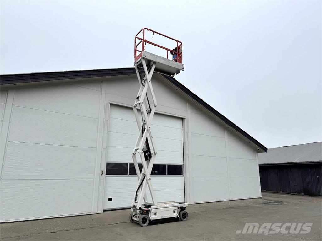 JLG 1930es Інші підйомники і платформи