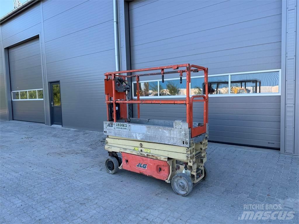 JLG 1930es Інші підйомники і платформи