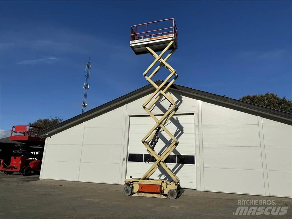 JLG 2646es Інші підйомники і платформи