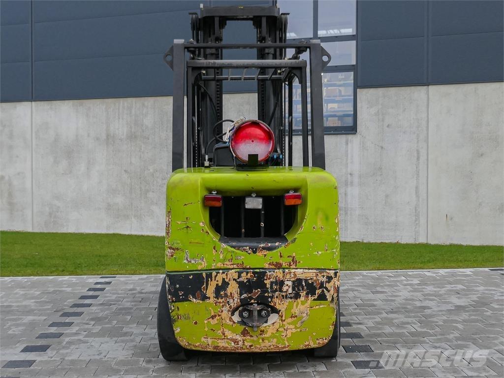 Clark CGC 70 Газові навантажувачі