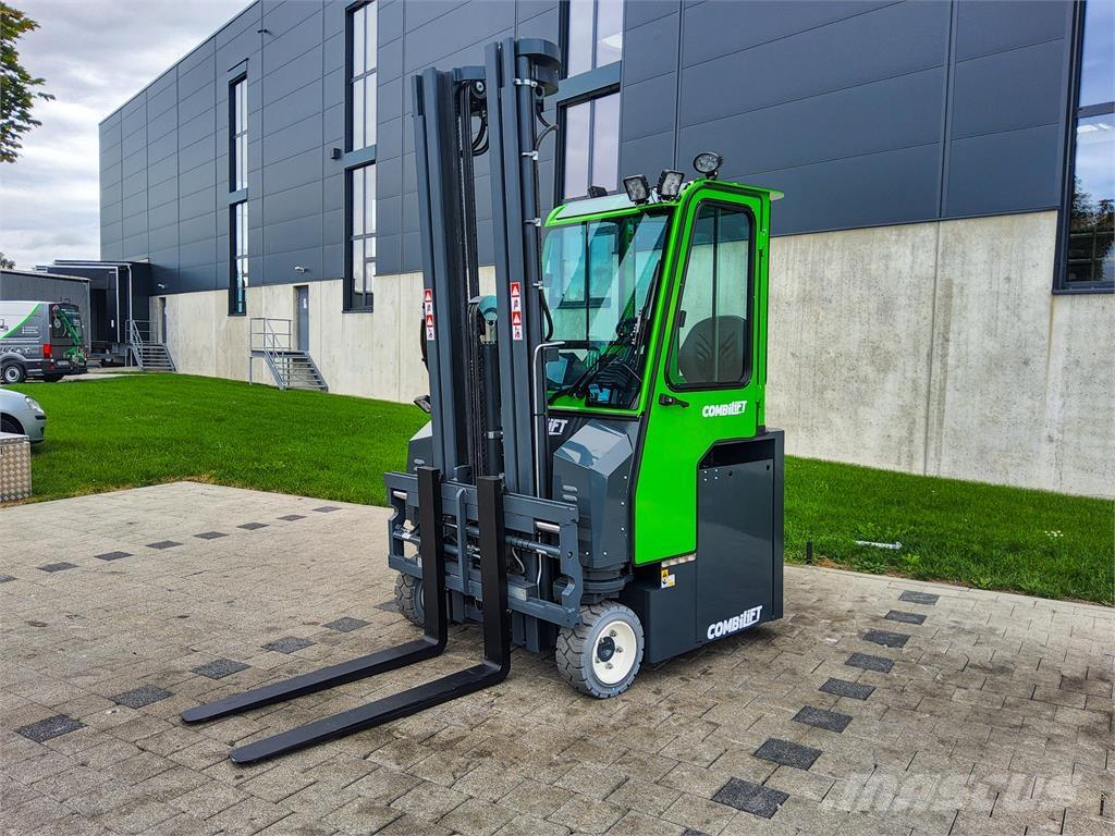 Combilift CBE 3000 Чотириходові річ-траки