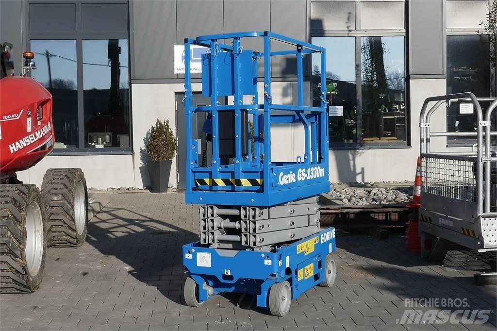 Genie GS 1330 Підйомники-ножиці