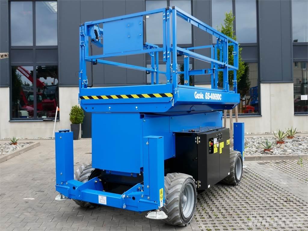 Genie GS 4069 DC Підйомники-ножиці